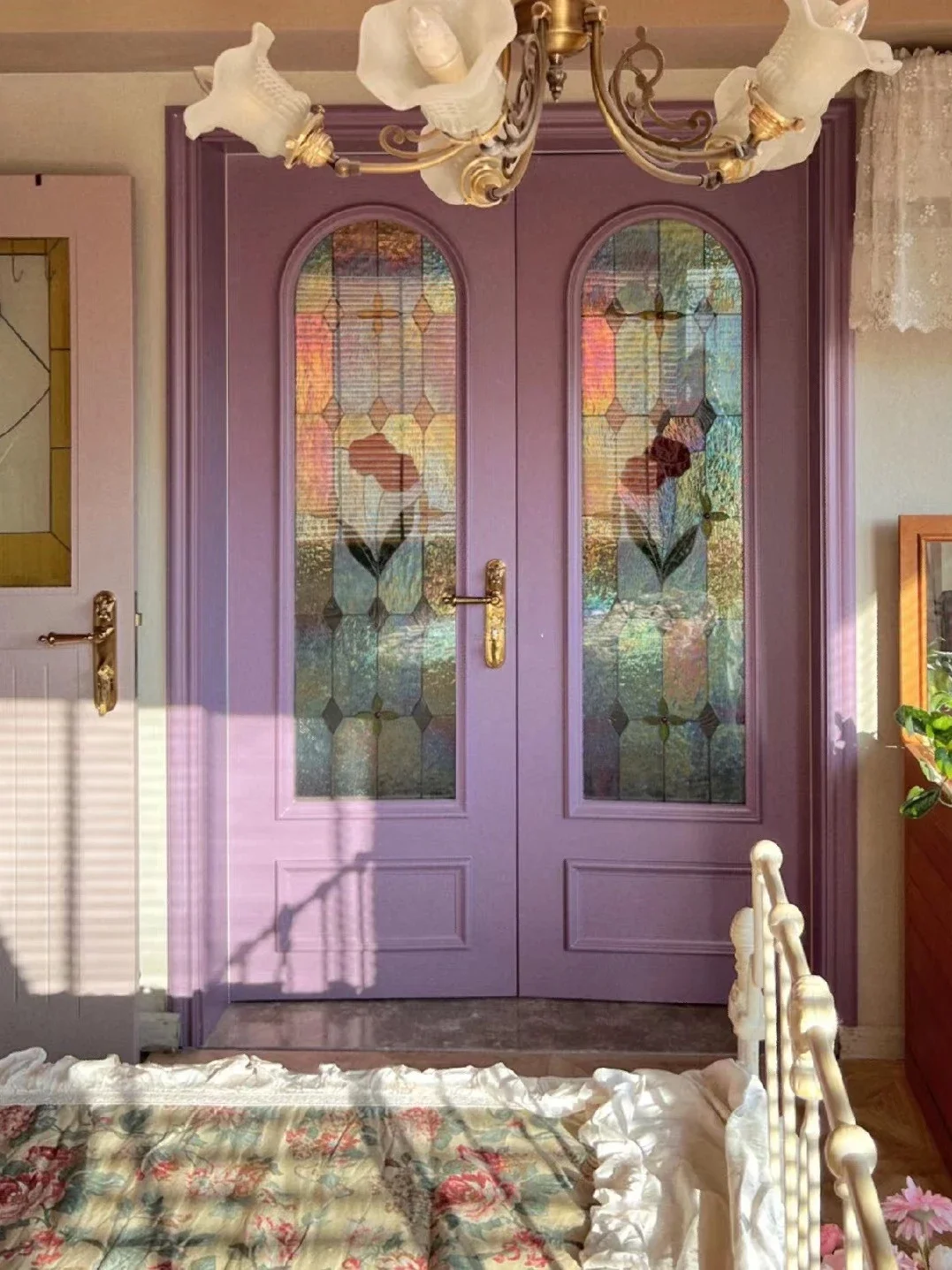 Customized purple bedroom door with double Tiffany glass balcony, kitchen, bathroom, study, baking paint, sound insulation