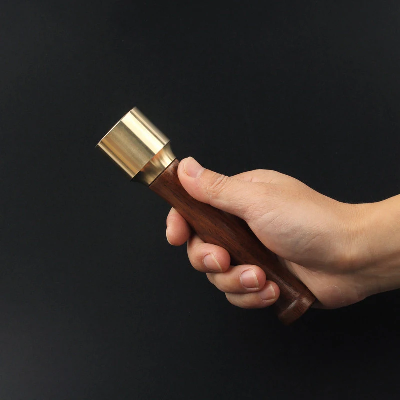 martillo-corto-portatil-para-exteriores-herramienta-de-emergencia-para-romper-ventanas-de-automoviles-hecho-a-mano