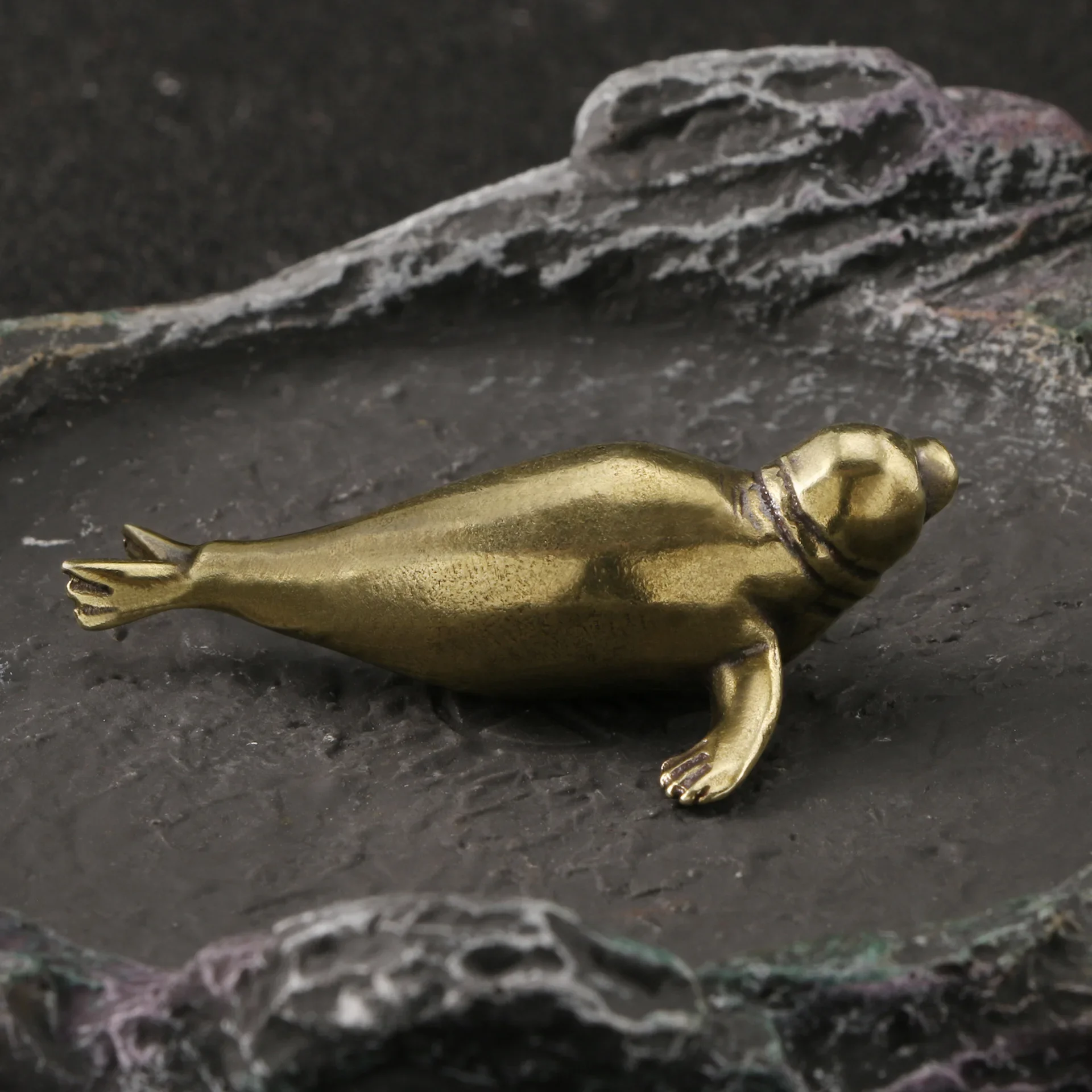 Animal Brass Seal Metal Figurine Creative Marine Organism Tea Pet Desk Decoration Home Decor Crafts Collection