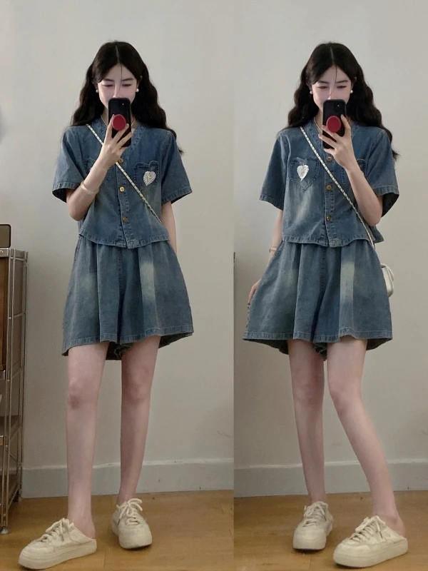 

plus Size Retro Summer Outfit Set Women's Short Sleeve Denim Top And Shorts Two Piece Set Slimming Effect for plus Size Women