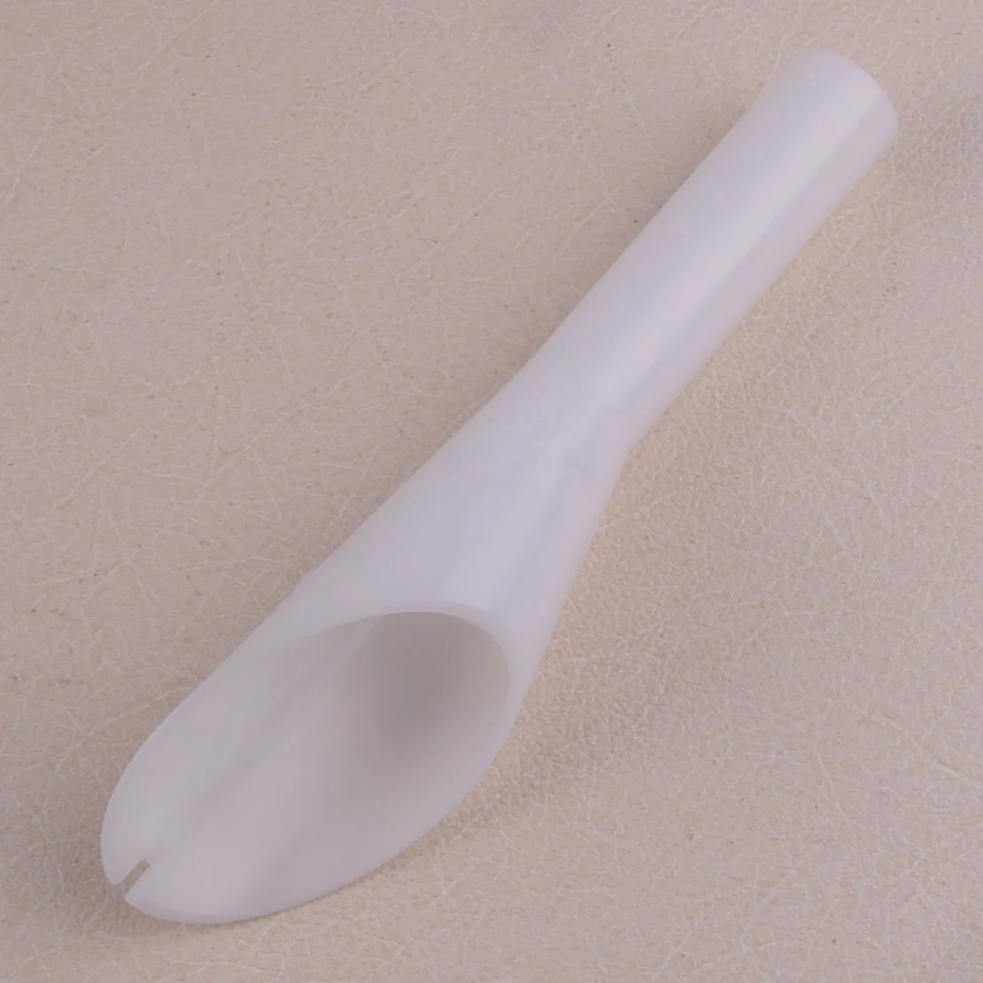 

Воронка заливной горловины бензобака 8U5A17B068EB 2050716, подходит для Ford Focus Mustang Ecosport Kuga Fiesta Mondeo Turnier 2013-2019