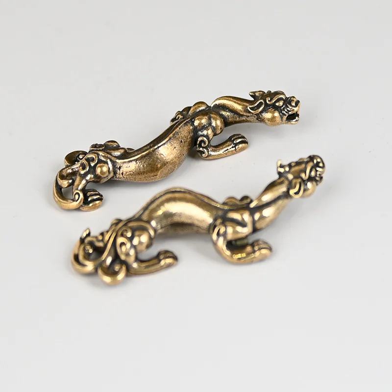 Brass Vintage Distressed 1 Pair Chilong Creative Home Decoration Office Desk Dragon Brass Ornament Tea Pet Hand Play Ornament