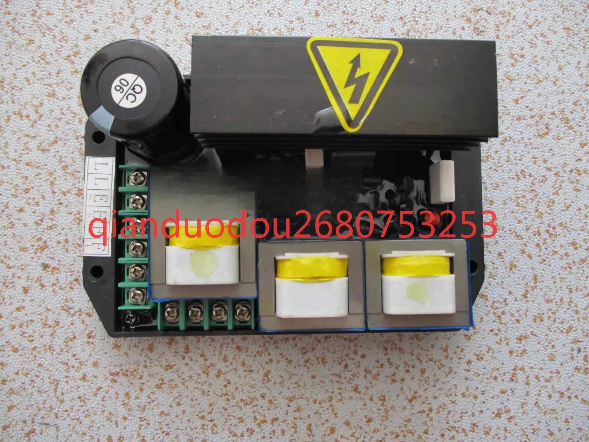 

Для регуляторов напряжения генераторов Kema: KDE12E3, KDE15E3, AVR, KDE20TN3