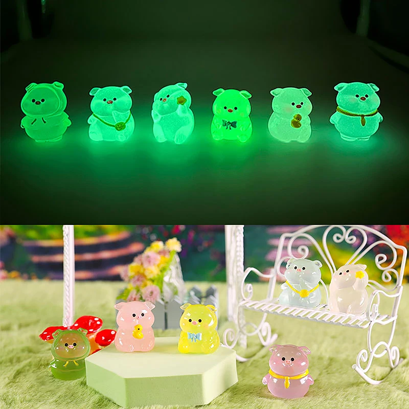 1Pc Luminous Raincoat Pig Ornament Cartoon Bow Tie Pig Doll Micro Landscape Decoration Dollhouse Miniature Toy