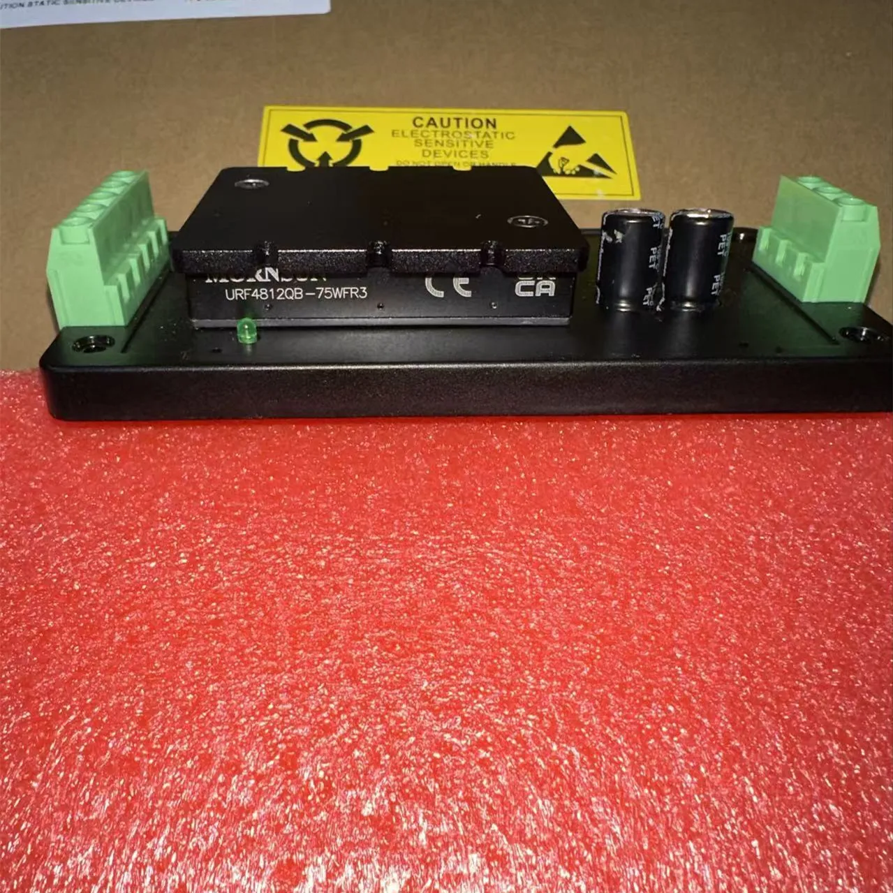 URF4812QB-75WFR3=URF4812QB-75WFR3A5  DC/DC - Isolated Wide Voltage Input (1-1600W)