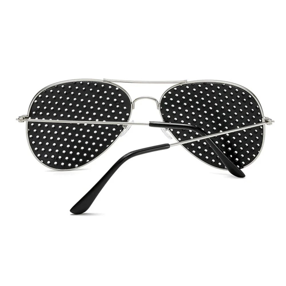 1 stücke Anti-Myopie Pin Hole Brille Loch Sonnenbrille Augen übung Sehkraft verbessern natürliche Heilung Vision Pflege Brille