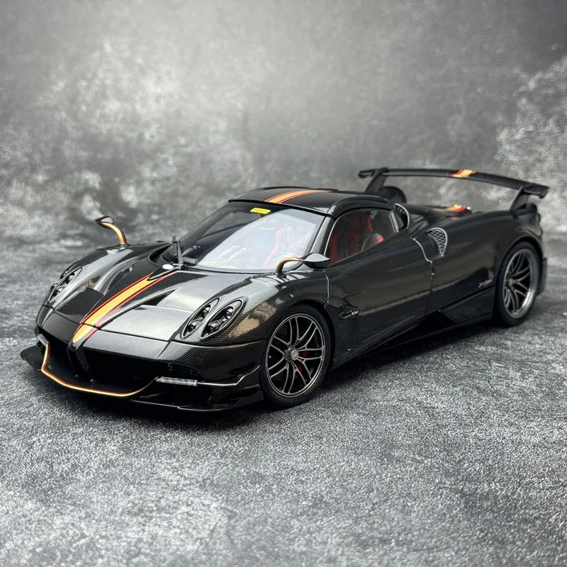 LCD 1:18 Huayra BC Carbon Fiber Alloy Car Model