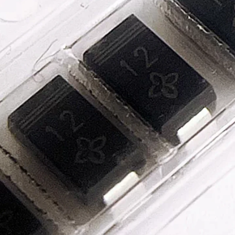 50pcs-200pcs 1SMA4742A SMA DO-214A SilkScreen 742A Zener Diodes Used for Power Management Voltage Clamping and Reference Voltage