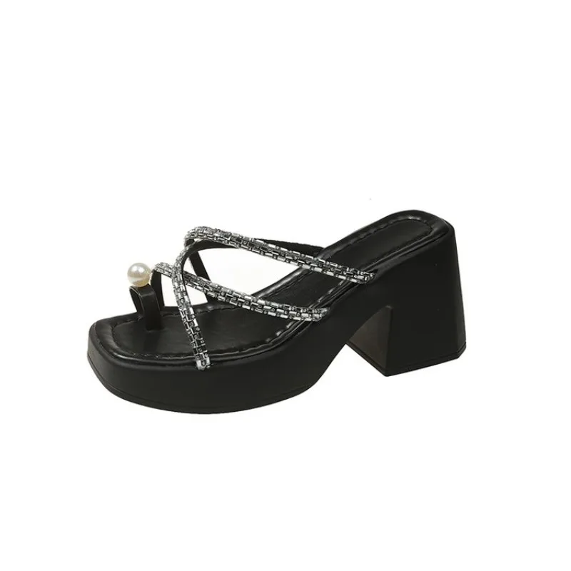 

Comfort Summer New Women's Fashion Patent Leather Flat Heel Sandals Bling Rhinestone Narrow Band Beach Casual Plus Size Slippers