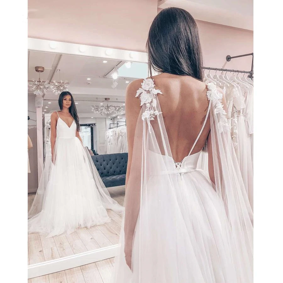 

Sexy Spaghetti Straps Tulle Skirt Top Satin Vestido De Novia Sleeveless V-neck Boho Backless 2022 Wedding Dress Bride Dress