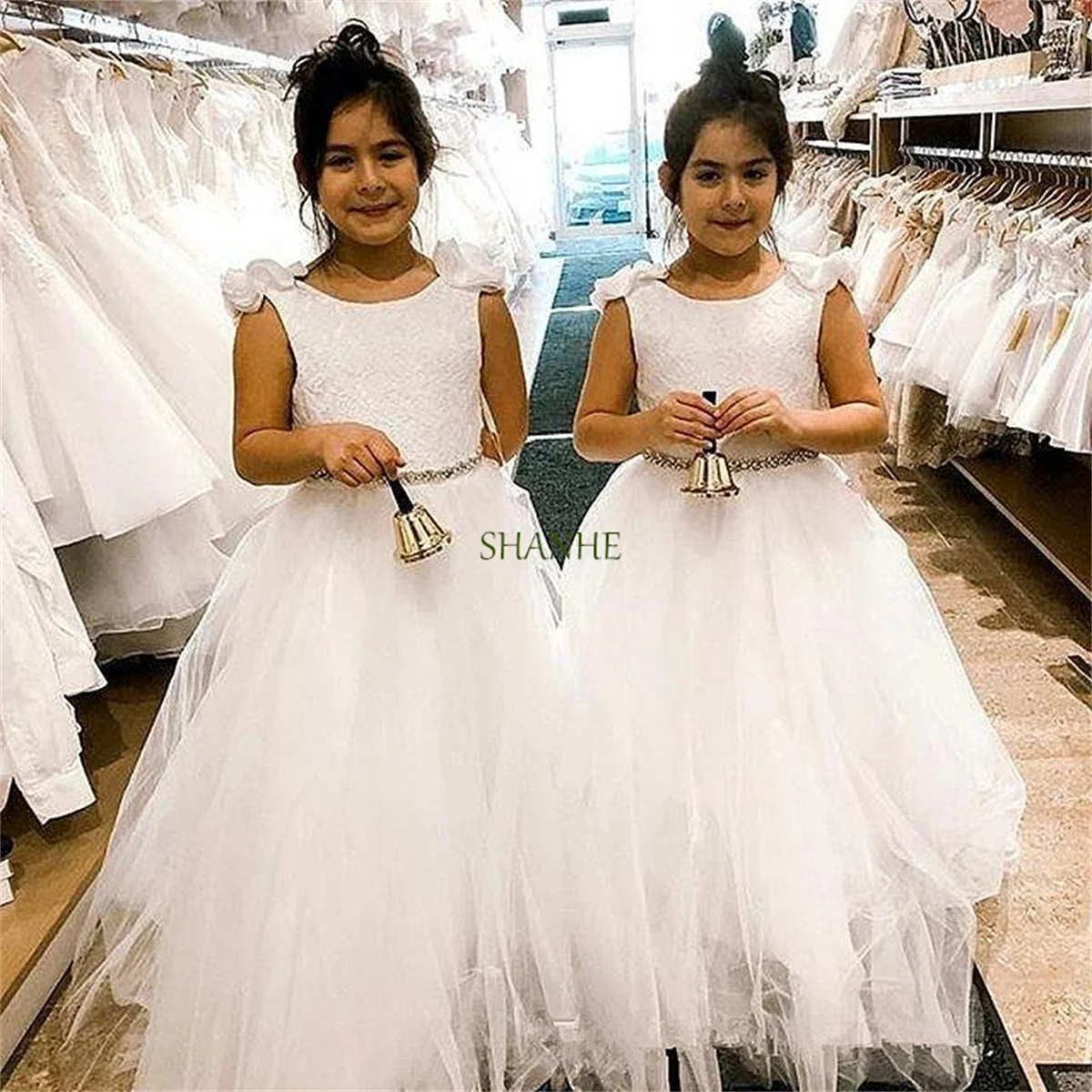 Elegant Pageant Gowns Flower Girl Dresses Champagne Sashes Lace Kids Pageant Gowns For Weddings First Communion Dresses