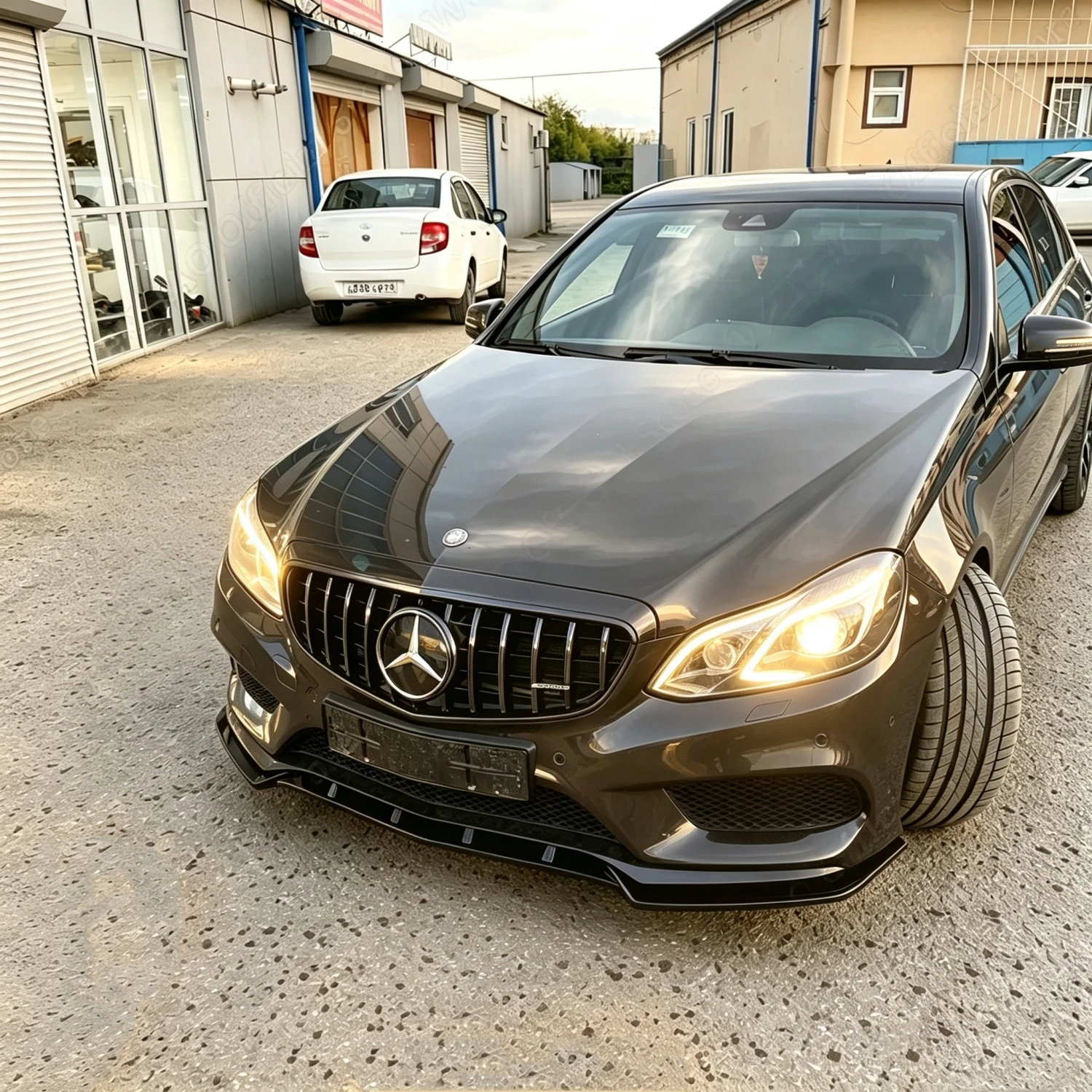 Maxton Style Front Bumper Lip Spoiler Splitter For Mercedes E W212 S212 E300 E400 AMG Line Facelift 2012-2016 Diffuser BodyKits