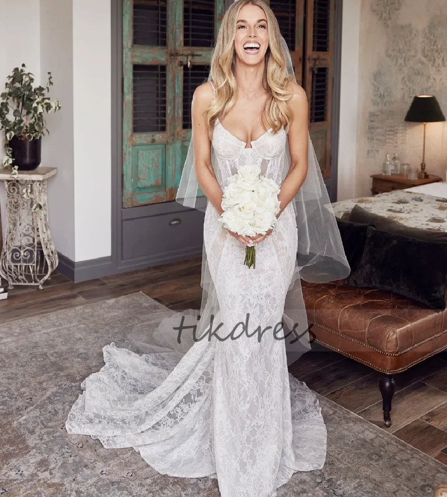 Stunning Lace Bohemian Wedding Dress 2026 Sweetheart Mermaid Boho Rustic Bridal Gowns Charming Enchanting Beach Bride Dress Chic