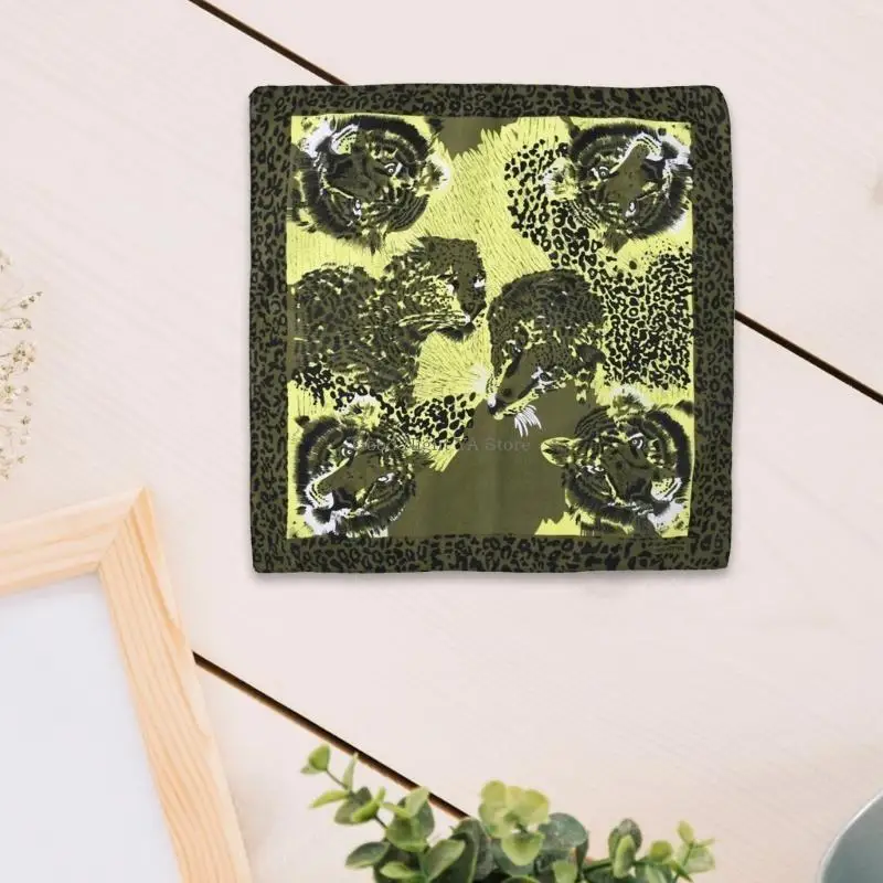 Comfortable Leopard Pattern Headscarf Simple Street Head Scarf Personality Scarf