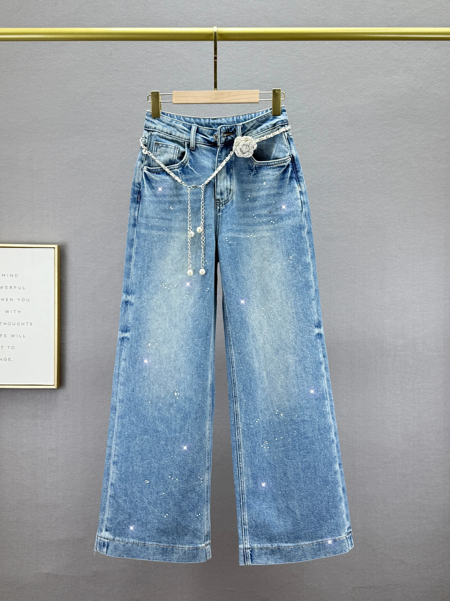 

Модные женские джинсы с высокой талией и широкими штанинами, весна 2026, новые, свободные, стройнящие, с бриллиантовой отделкой, винтажные, из эластичного хлопкового денима