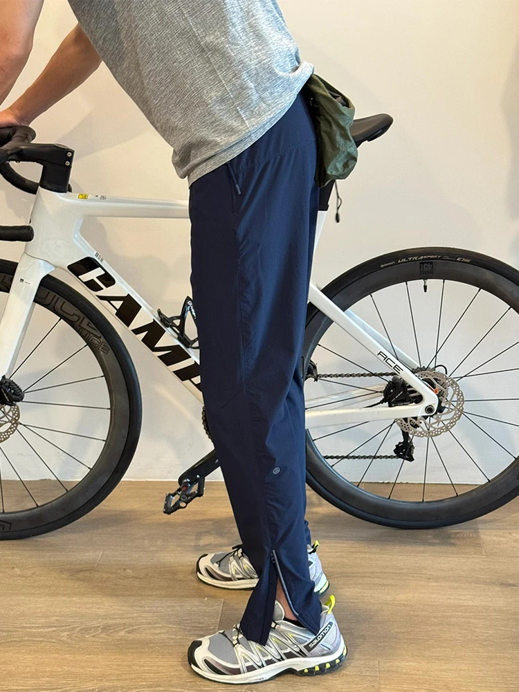 سراويل رياضية خفيفة الوزن من الحرير الجليدي سريعة الجفاف للرجال صيفية لركوب الدراجات في الهواء الطلق سراويل مستقيمة الساق كاج...