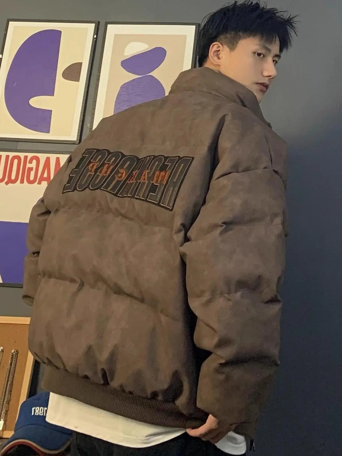 

Retro American PU Leather Letter Embroidery Cotton Jaet Loose Fit Hip Hop Streetwear Winter Coat for Couples Youth Faion