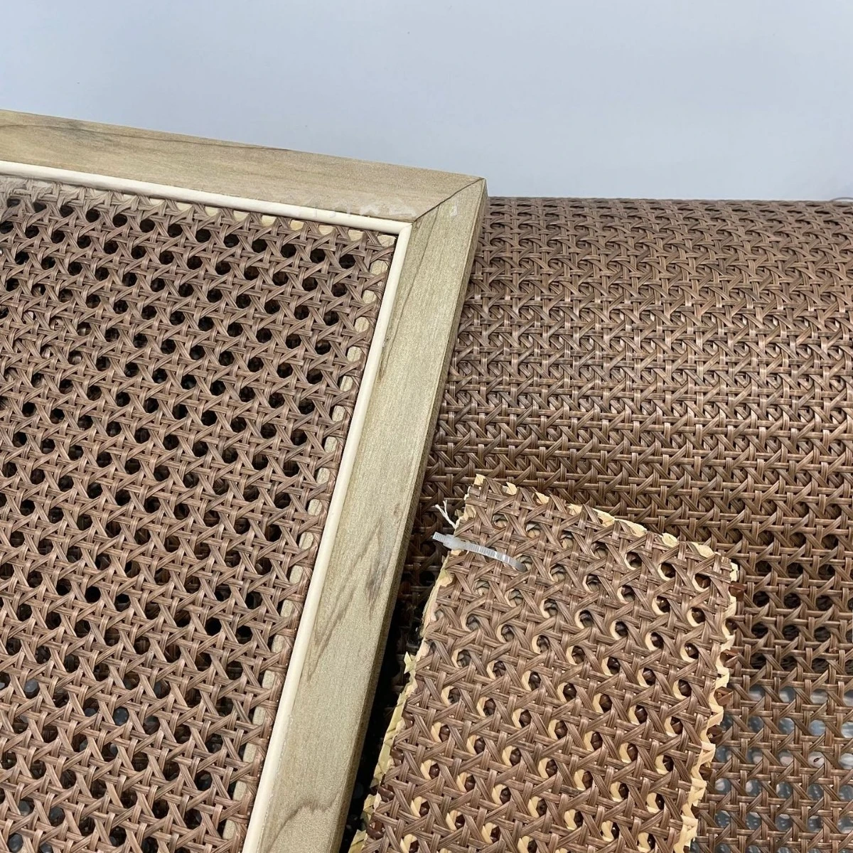 Imitation rattan woven walnut texture color rattan mat material eye da new Chinese partition screen door frame