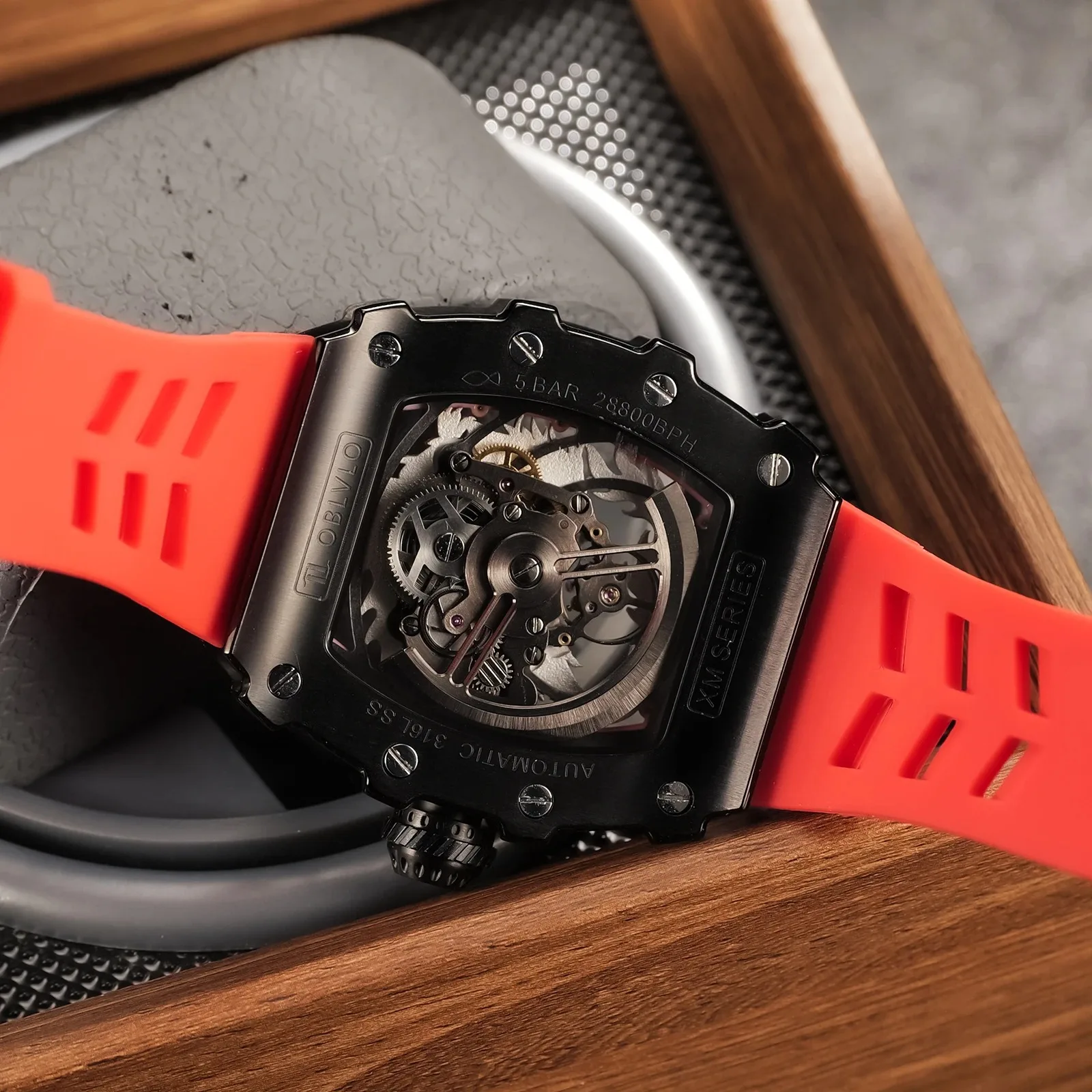 OBLVLO ساعة أوتوماتيكية للرجال Tonneau ساعة يد ميكانيكية هيكل عظمي التنين الهاتفي الياقوت 50 متر مقاوم للماء مضيئة #5