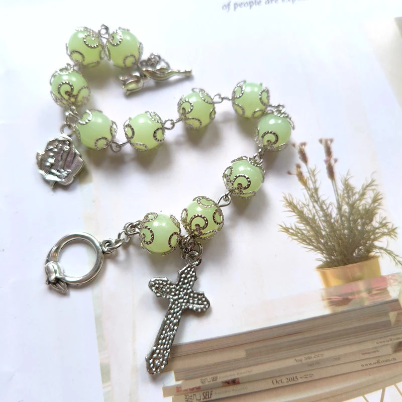 glow in dark bracelet Night Light Glowing Beads Bangle Fashion Jewelry Couple Gift