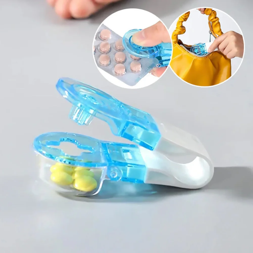 2/1PC Pill Cutter Clear Plastic Tablet Dispenser Portable Drug Tablet Cutter Splitter Medicine Pill Pickup Tool Reusable Cutter