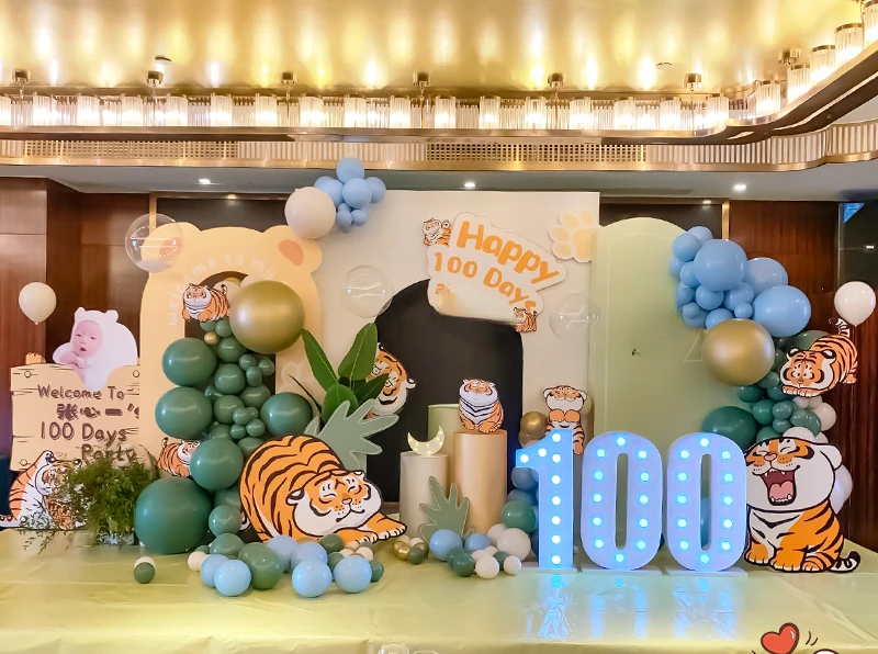 scene layout of one-year-old birthday decoration, and grasp the background wall of the tiger baby banquet for girl