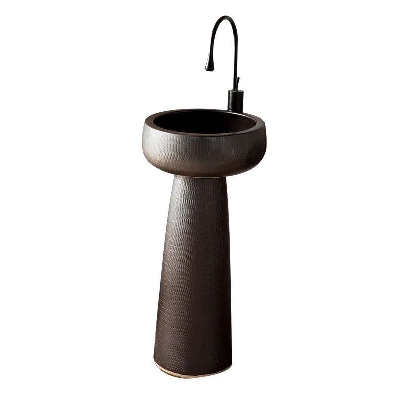 

Outdoor, pool, balcony, wash basin, column, courtyard integration, garden, industrial wind
