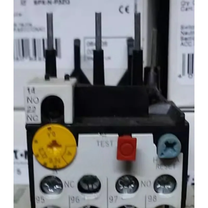 

Запчасти для термореле ZB32C-0.4