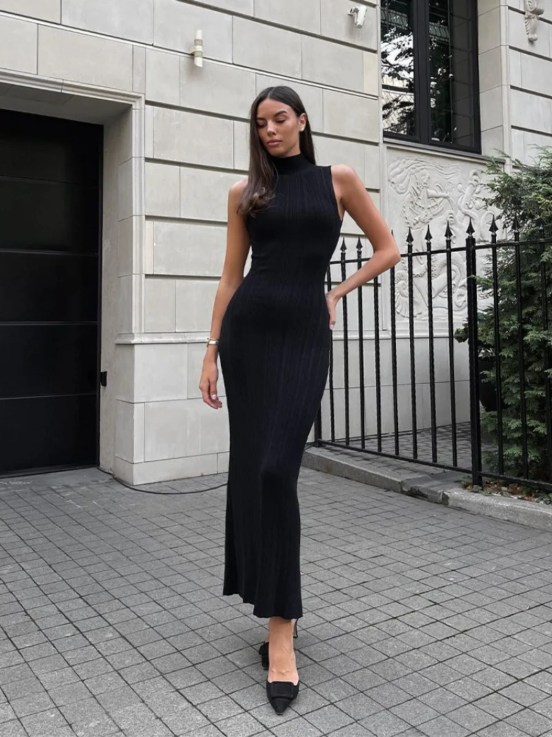 2024 Summer New Solid Color Knitted Round Collar Sleeveless Sundress Women Sexy Bodycon Ribbed Wrap Solid Midi Dress Streetwear