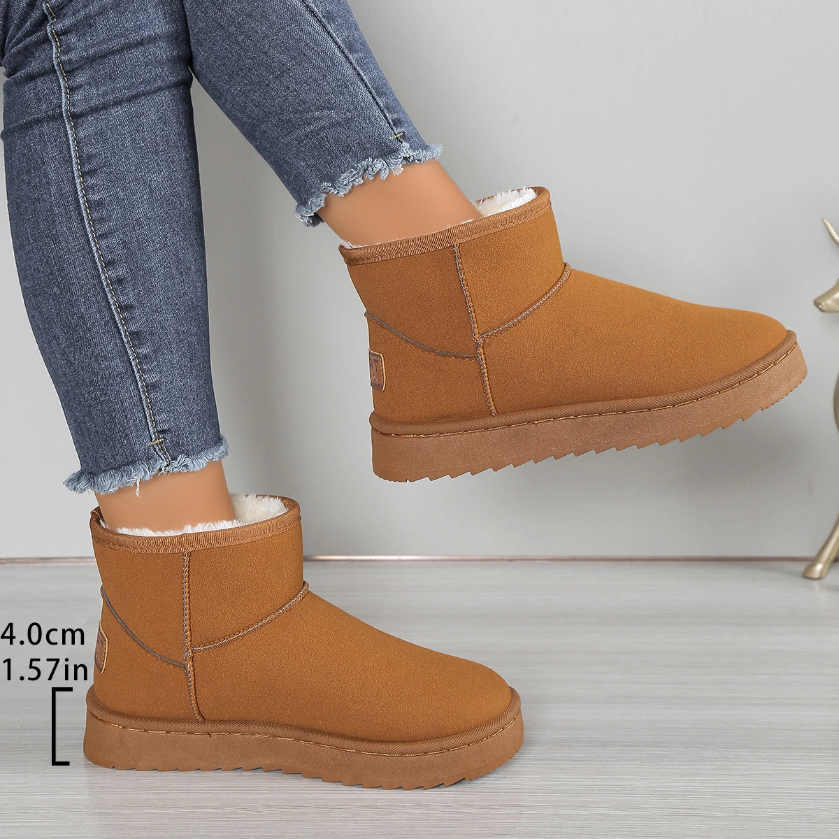 Thick Plush Platform Snow Boots Women Winter Fashion Round Toe Suede Slip-On Casual Comfortable Women's Ankle Boots
