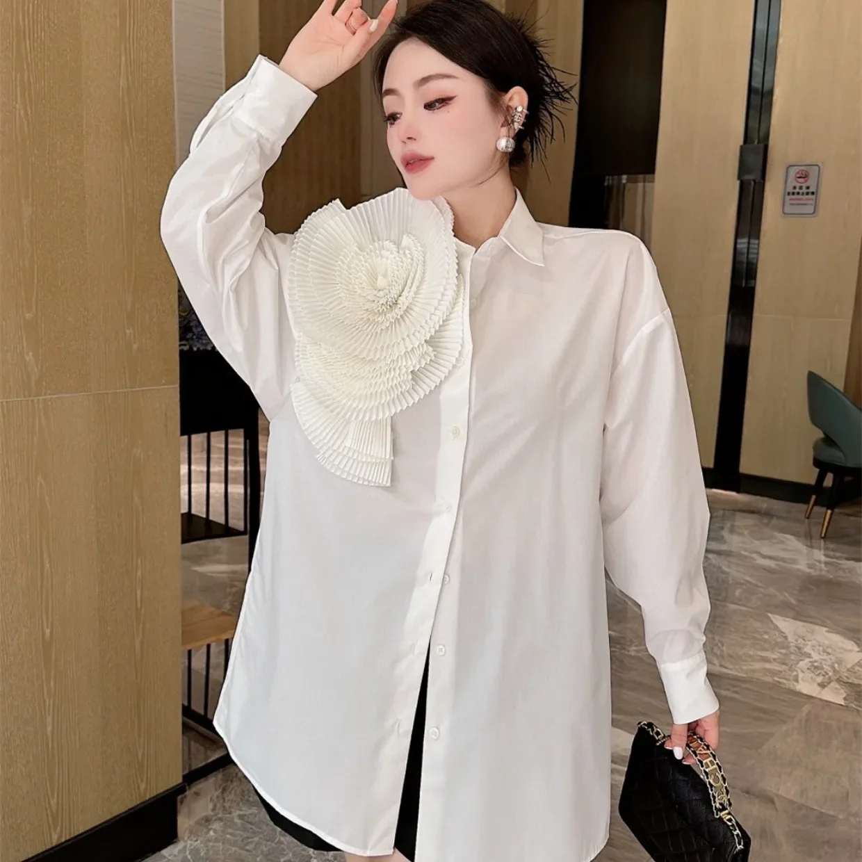 Gagarich Pleated Three-dimensional Large Flower Long Sleeved Shirt Women 2024 Light Luxury Fashion Unique Stunning Street Blouse