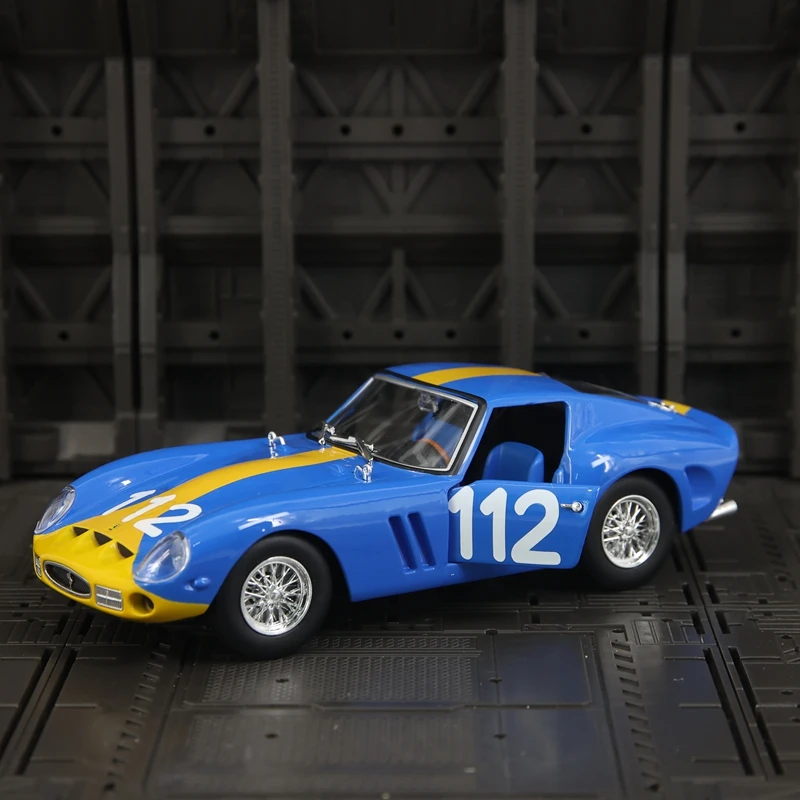

Bburago 1:24 simulation Ferrari 250 GTO alloy car model rally racing supercar desktop decoration gift