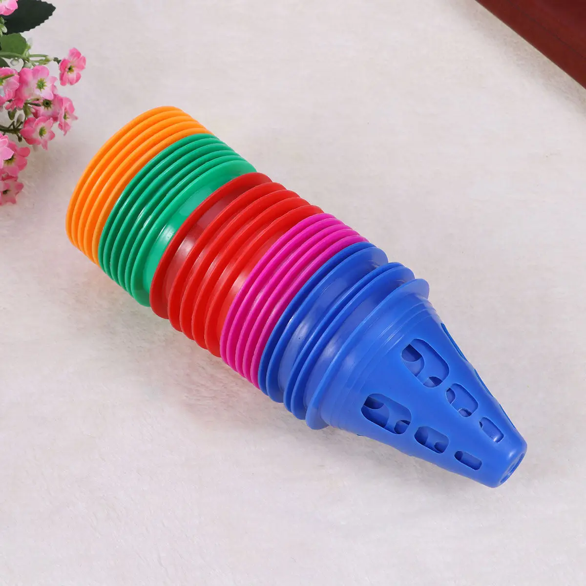 25-cones-de-plastico-a-prova-de-vento-espessos-e-multiuso-para-futebol-patinacao-e-exercicios-de-treinamento-fisico