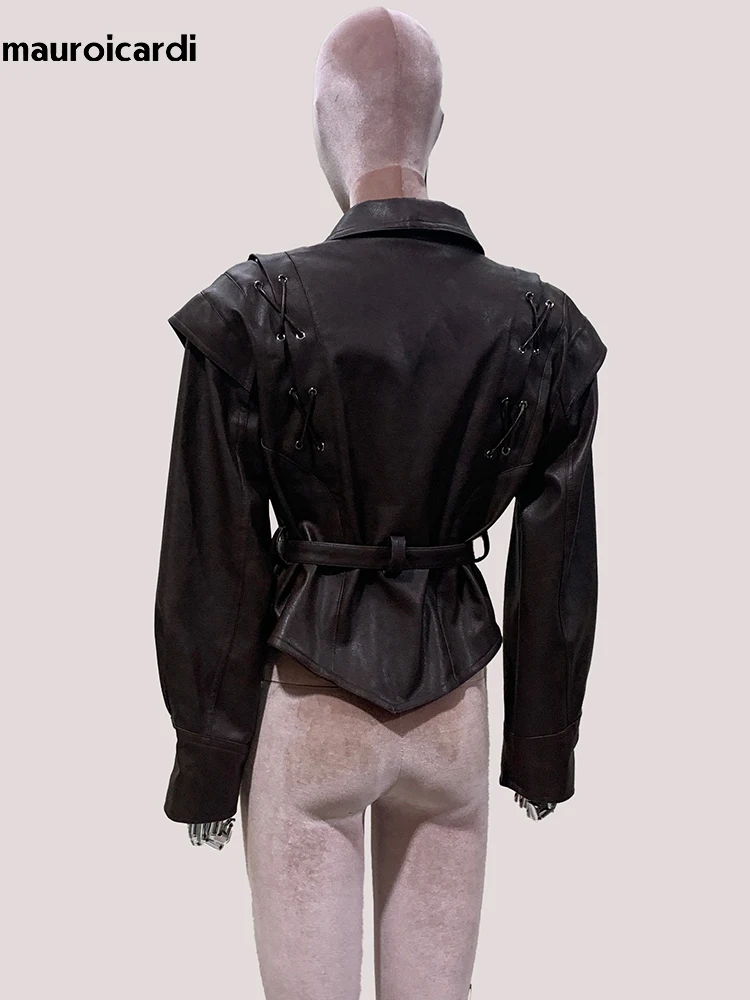 Mauroicardi 秋レトロブラウンショート非対称 Pu レザージャケットブレザー女性ショールカラーレースアップ高級デザイナー服