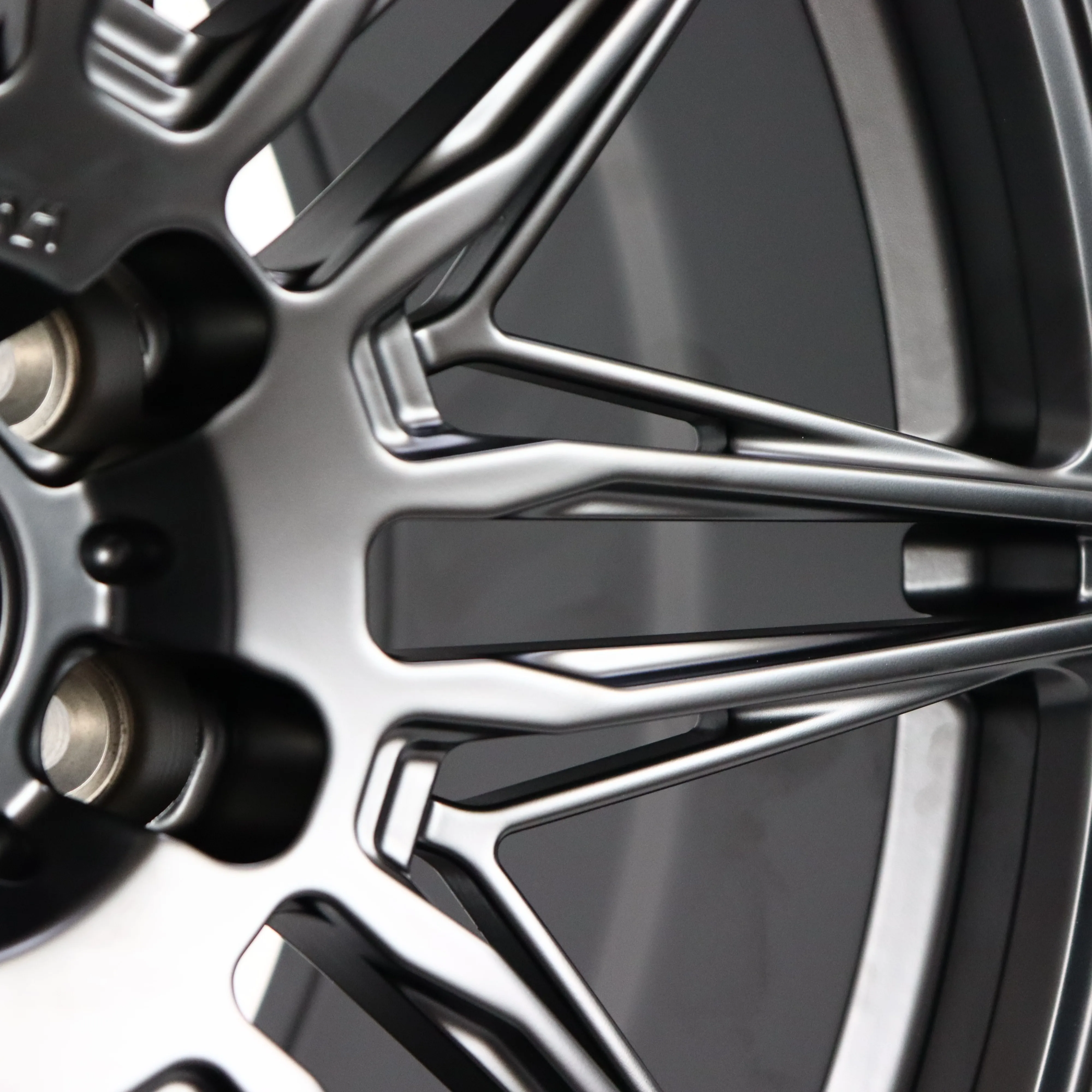 Xywheel إطارات عجلات مزورة مخصصة 18 19 20 21 22 بوصة 5*114.3 5*120 64.1 Et34 Et40mm لـ Tesla Model3 Model Y Model S Model X