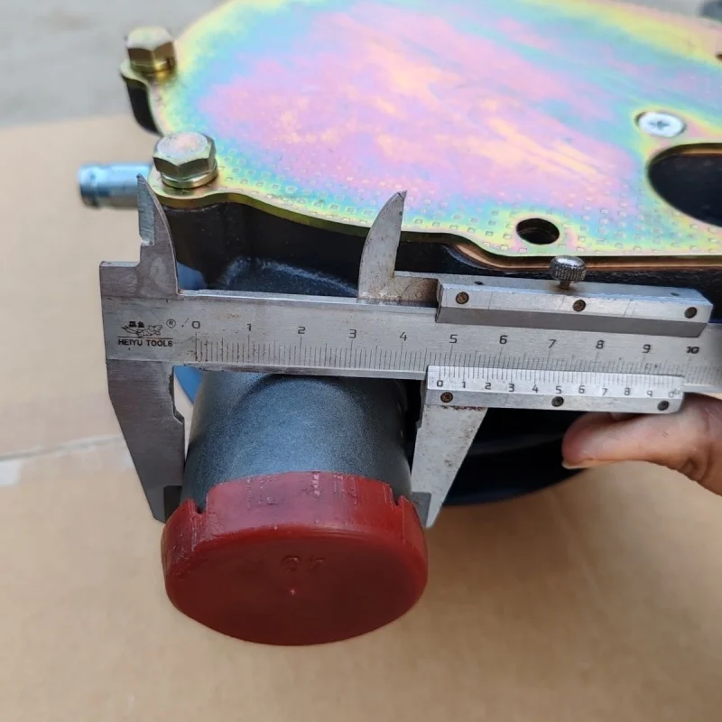 B7617-1307100 YUCHAI Water Pump