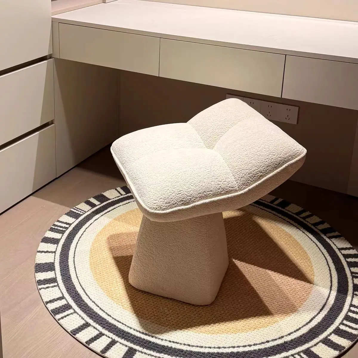 

luxury furniture Ottoman home living room chair bedroom rotating makeup chair designer's small makeup stool nail salon stool dre