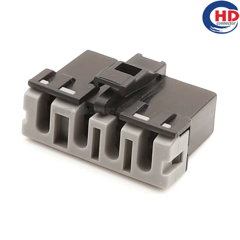8pin auto waterproof   electric   plastic  wire   harness   connector 7123-6083-30