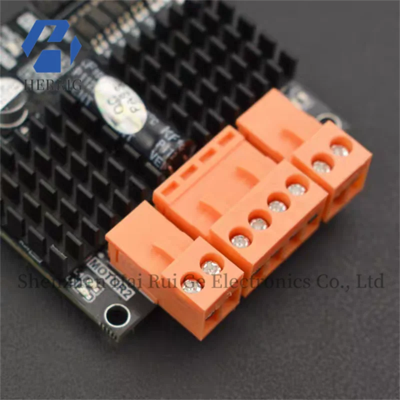 Dual channel DC motor drive board-12A voltage range is 6.5-37V