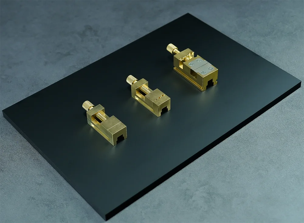 Handwerkzeug Mini-Schraubstock, Mikro-Klemmstock, aus Messing, geeignet für die Klemmung von Uhren- und Mikroteilen, mechanische Modelle – Detail 1