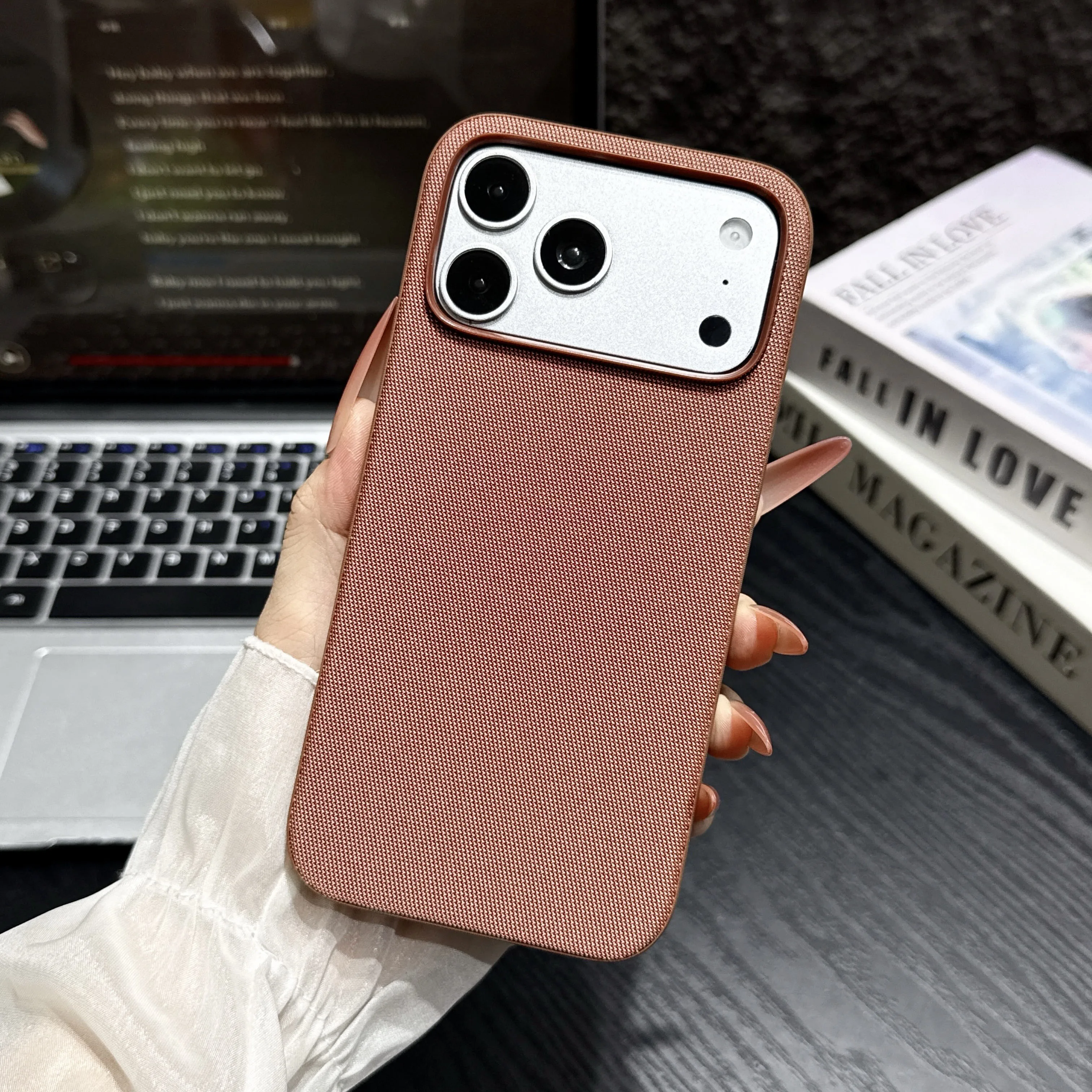 Tech Woven Hülle für iPhone 18 17 Air 16 15 14 13 Pro Max für MagSafe Magnetisches Kabelloses Laden Stoßfeste Schutzhülle – Detail 6