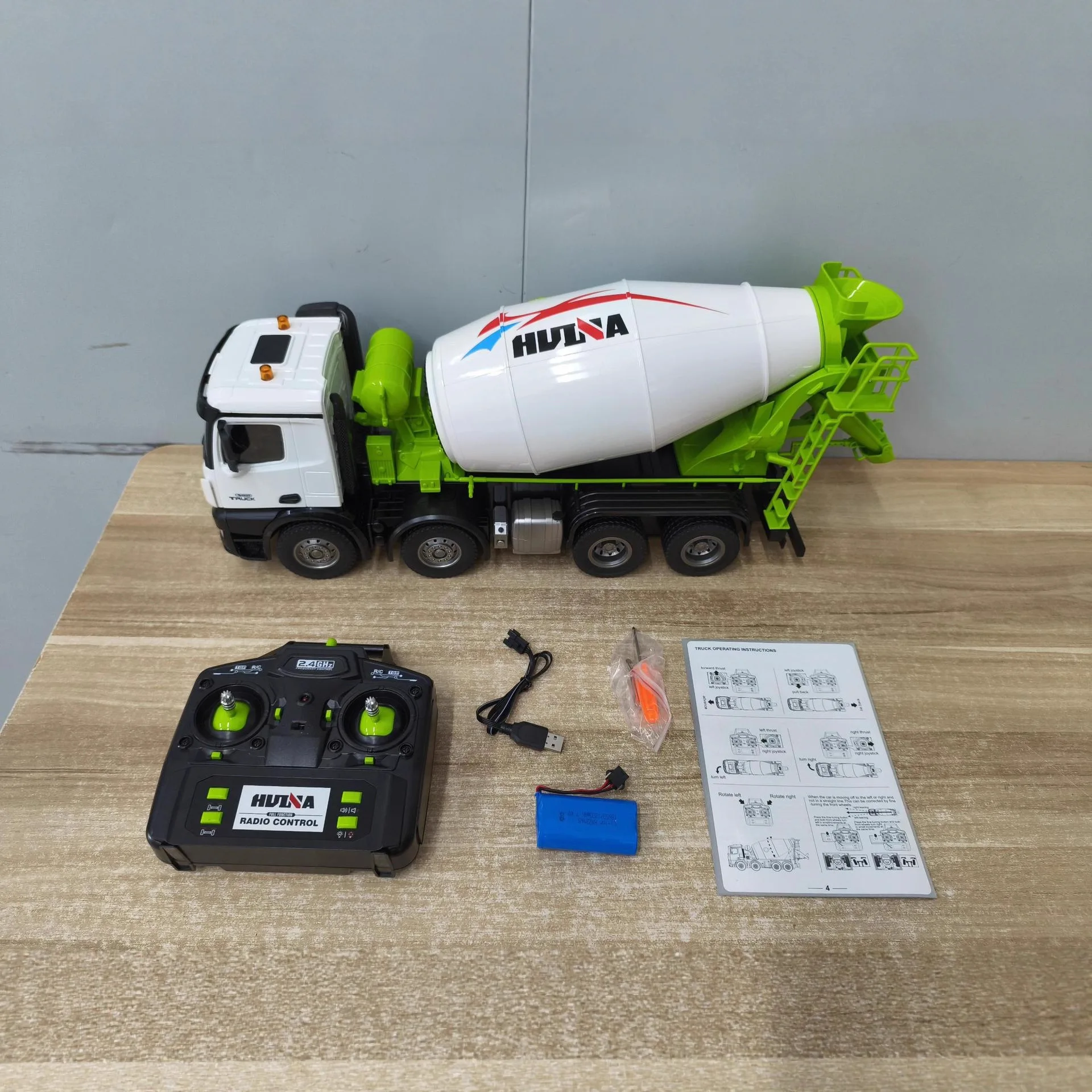 New Huina 1536pro 1537 Alloy Remote Control 1:14 Full-Scale Wheel Heavy Engineer Dump Truck Mixer Rc Toy Children Birthday Gift