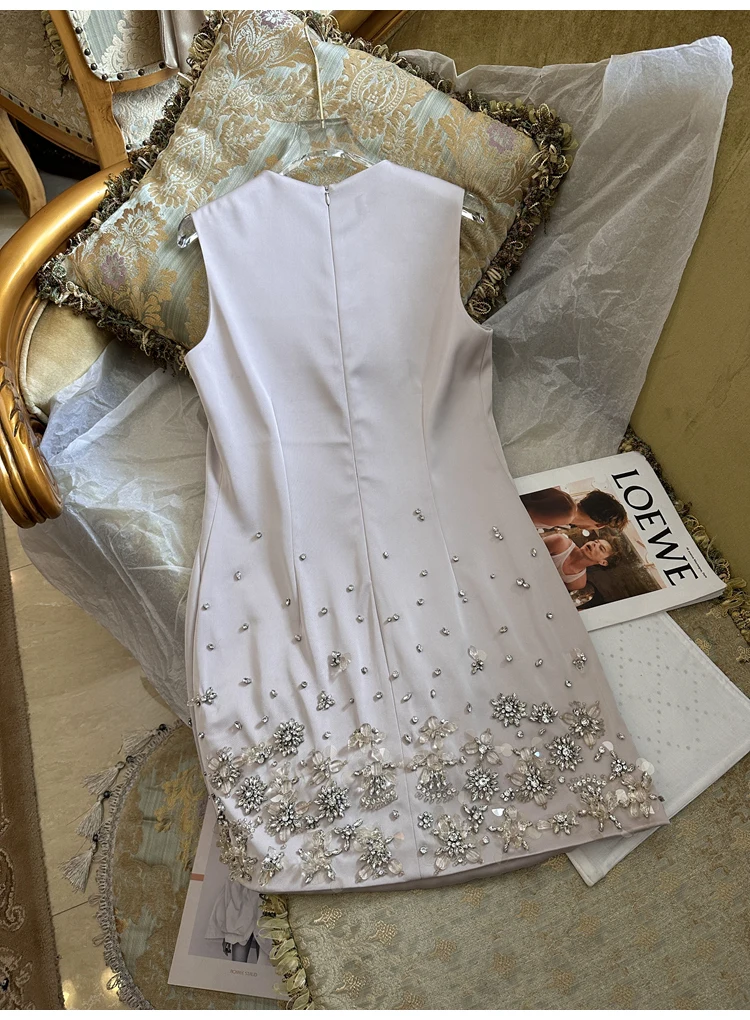 2023 all\'inizio della primavera nuovo anno vestito resistente francese romantico luce lusso argento grigio senza maniche vestito Miu aderente in vita