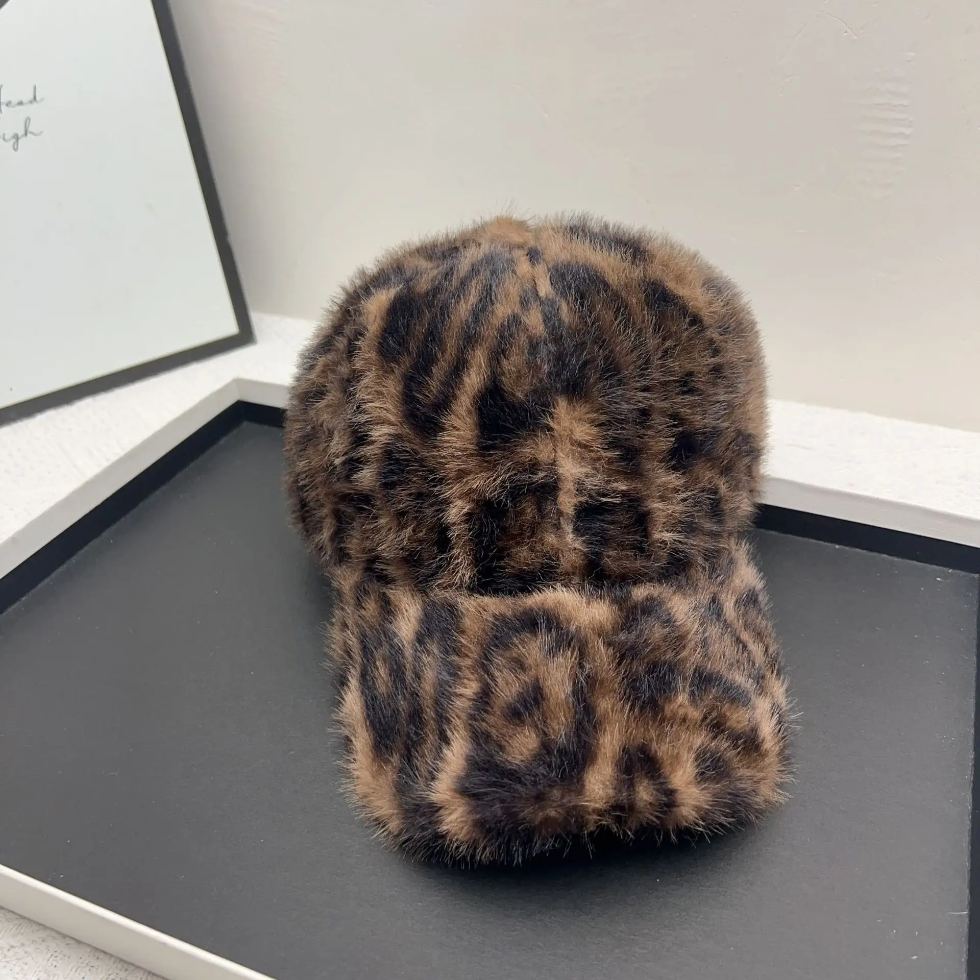 Leopard Baseball Cap Winter Hats for Women Plush Faux Fur  display picture 1