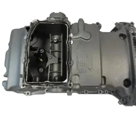 

624HOTFactory High Quality Engine Oil Pan A2740100413 for Mercedes-Benz