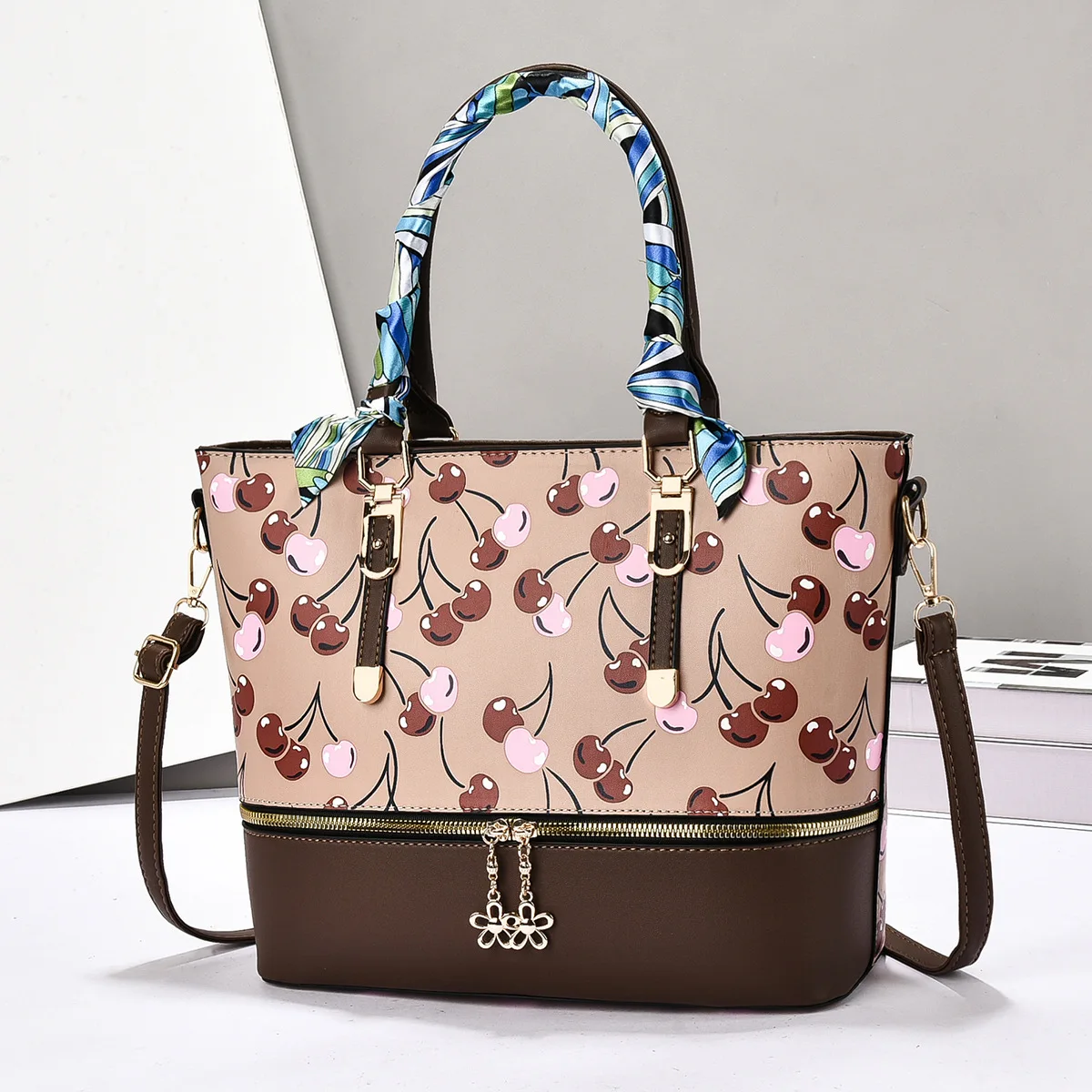 

Новые женские сумки модные и универсальные, повседневные и модные, высококачественные, вместительные и ценные сумки.