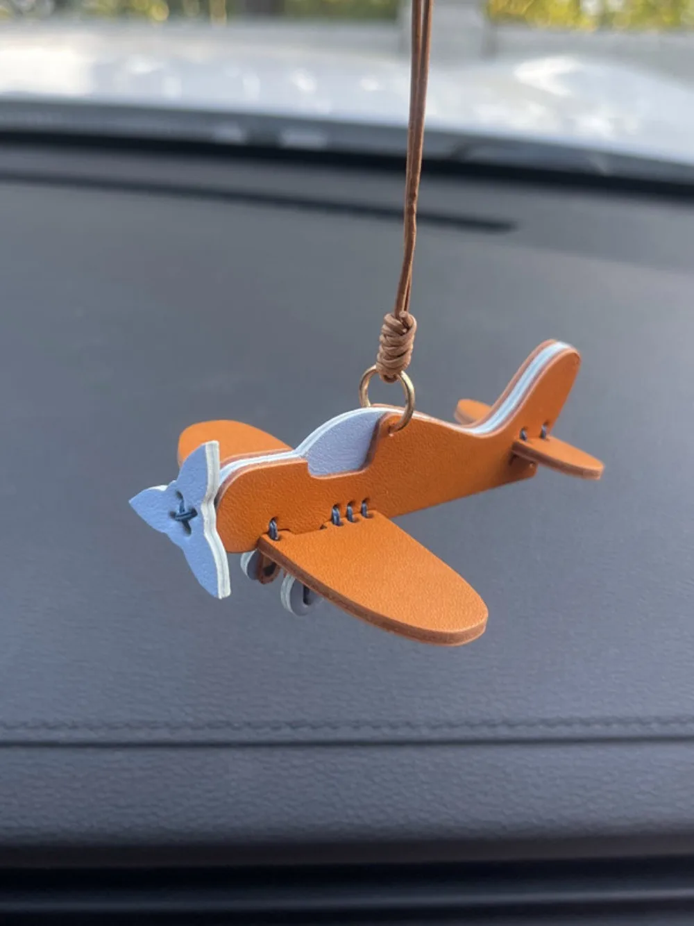 Handcrafted First-Layer Sheepskin Small Airplane Charm, Car Ornament, Bag Pendant, 3D Airplane Figurine, Birthday Gift