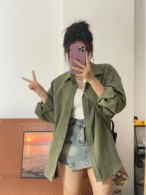 Military green long sleeved shirt for street women bf style loose and slimming workwear jacket thin 2024 autumn new top C56J