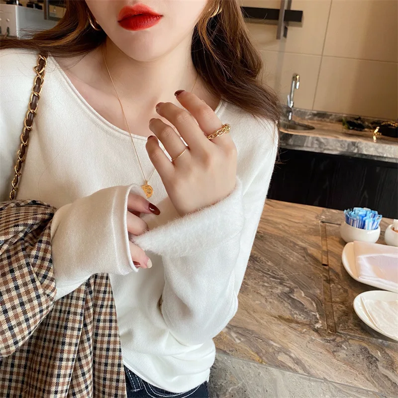 Round Neck Pullover Padded Thickened Jumper Female Autumn and Winter New Solid Colour Bottoming Shirt Inner Knitting Sweater