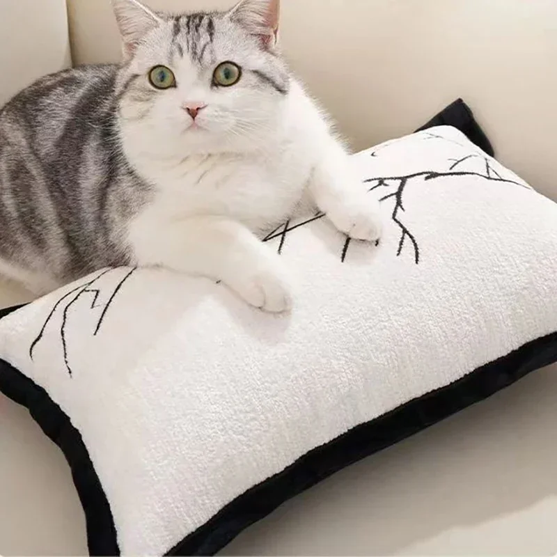 French Retro Branch Embroidered Cushion Cover Black and White Light Luxury Waist Pillow Cover Home Sofa Bedside Waist Pillowcase